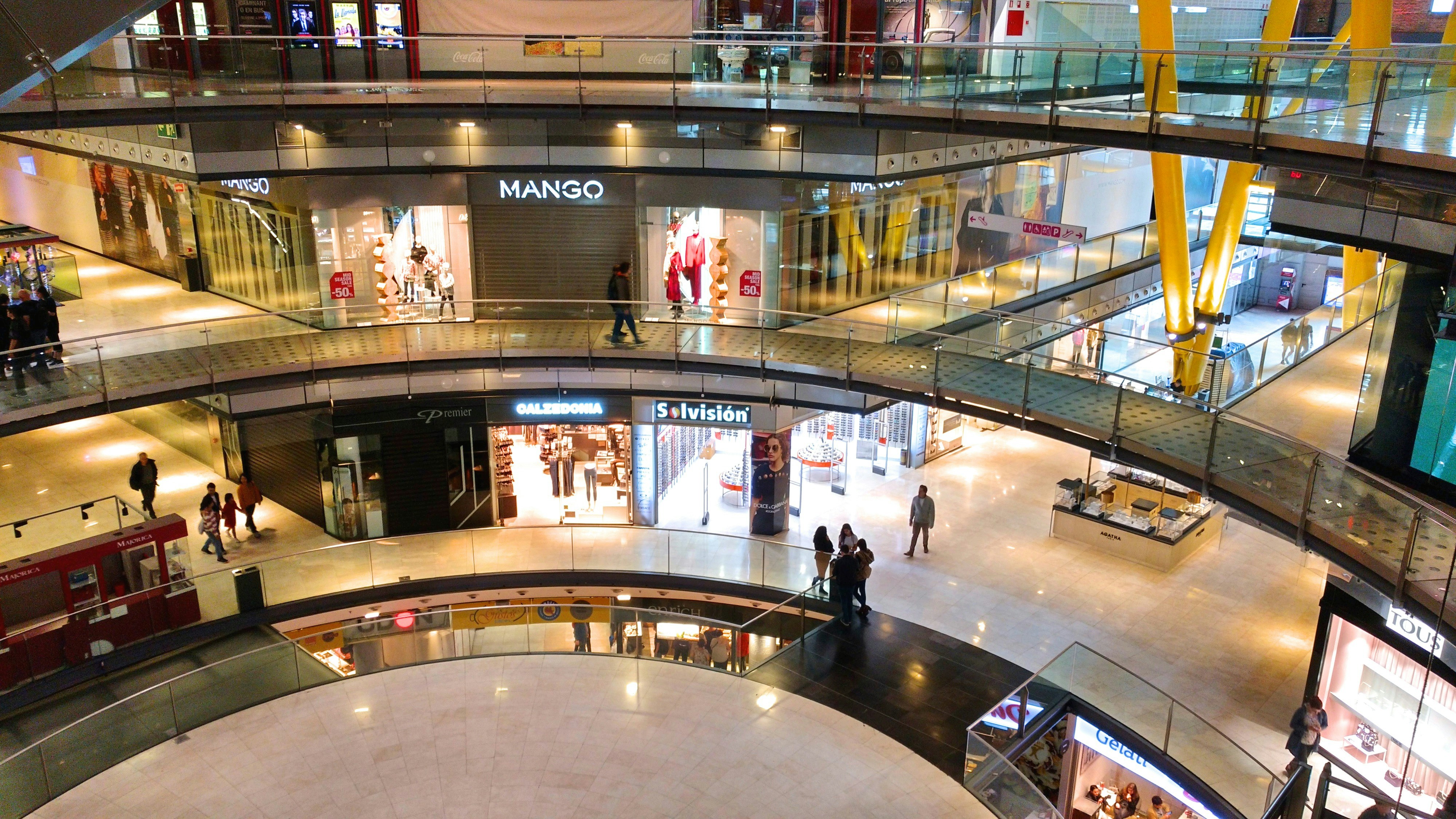 Shopping mall
